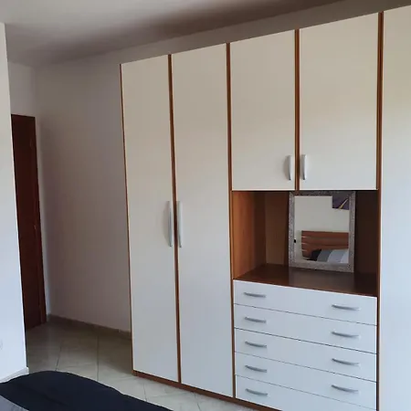 Apartment Gizzeria Holiday Home *