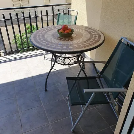 Gizzeria Holiday Home Apartment