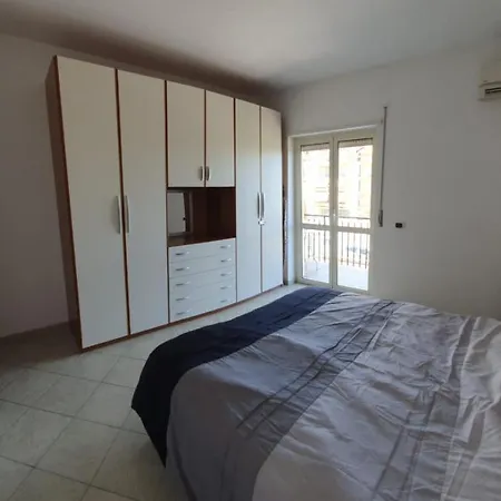 Apartment Gizzeria Holiday Home Gizzeria