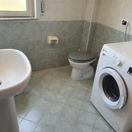 Gizzeria Holiday Home Apartment *